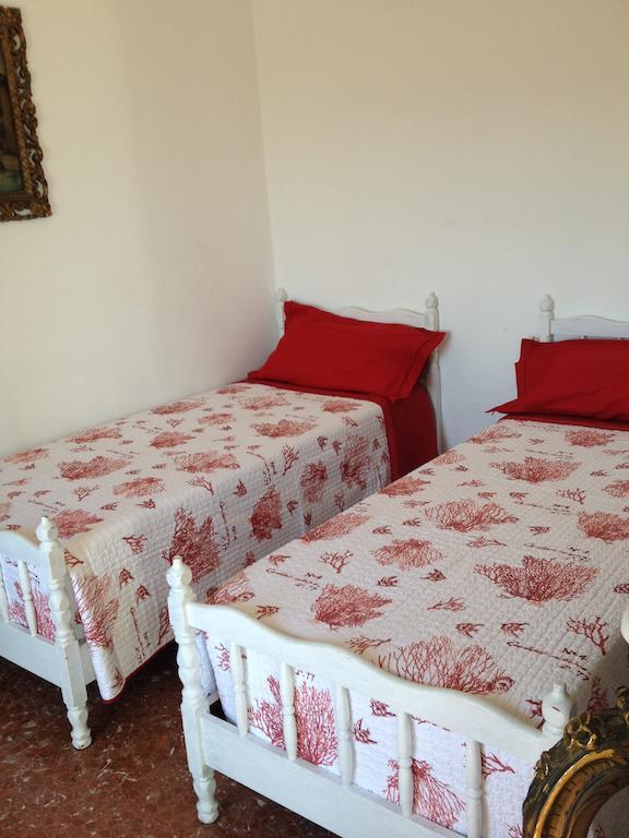 Agriturismo Oliva Azzurra Βίλα Valeriano Lunense Δωμάτιο φωτογραφία